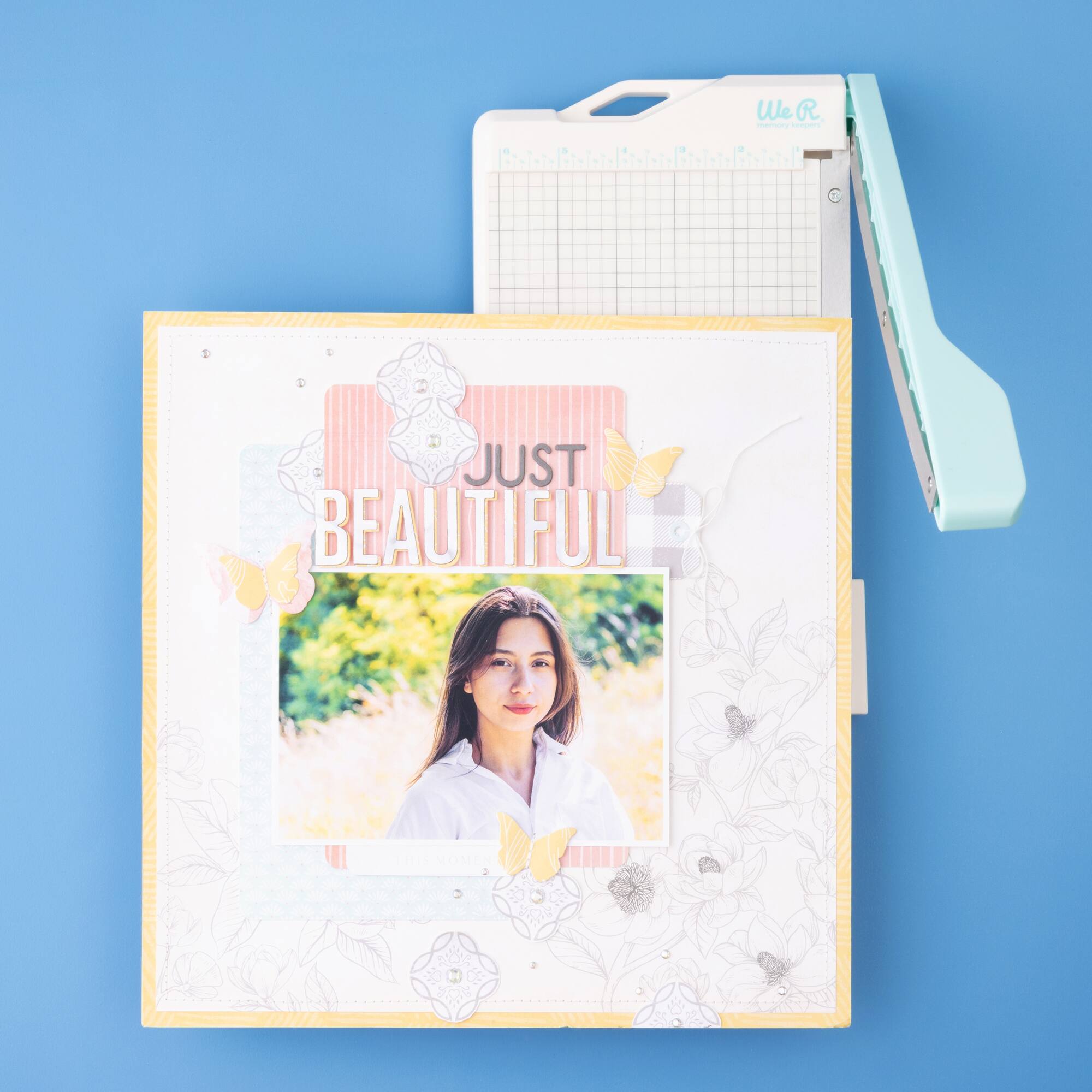 We R Memory Keepers® Mini Guillotine Paper Cutter